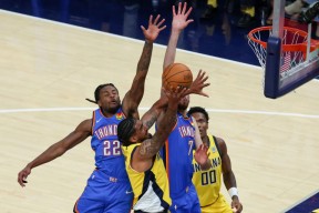 YY体育-巴黎圣日耳曼发布备战花絮；赛后再遭质疑；NBA总决赛任务艰巨；训练强度显著提升的简单介绍