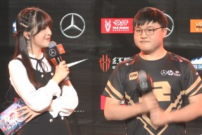 易游体育-莱万多夫斯基回归赛场，挺进下一轮首场状态亮眼，湖人观众沸腾！的简单介绍